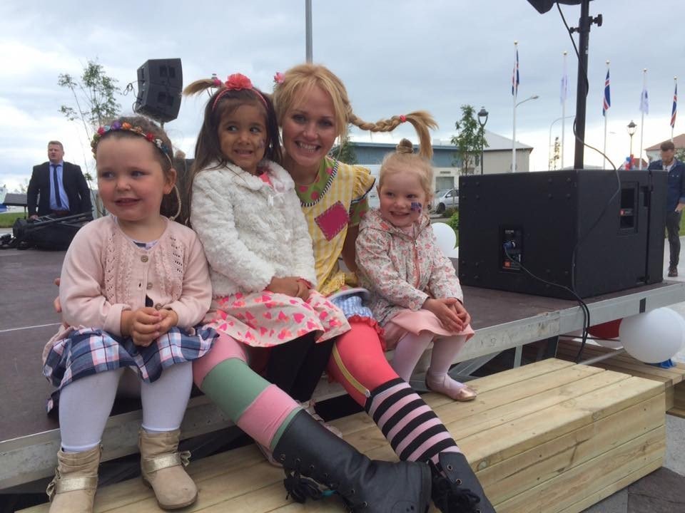 Lína Langsokkur og aðdáendur hennar.