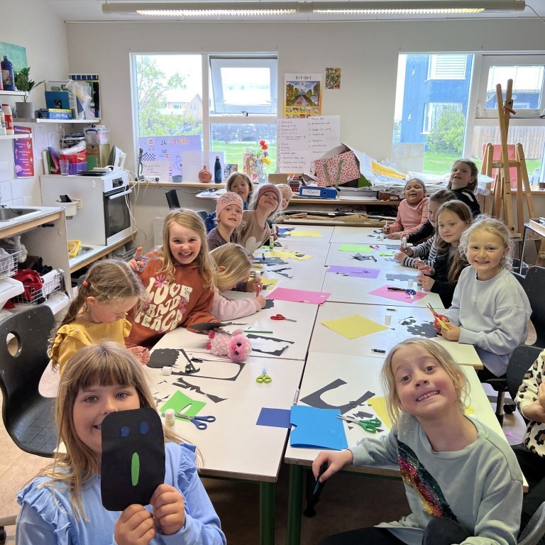 Áslaug Jónsdóttir - Litla skrímsli Stóra skrímsli, heimsókn í Grundasel.
Ljósmynd aðsend frá Grundasel