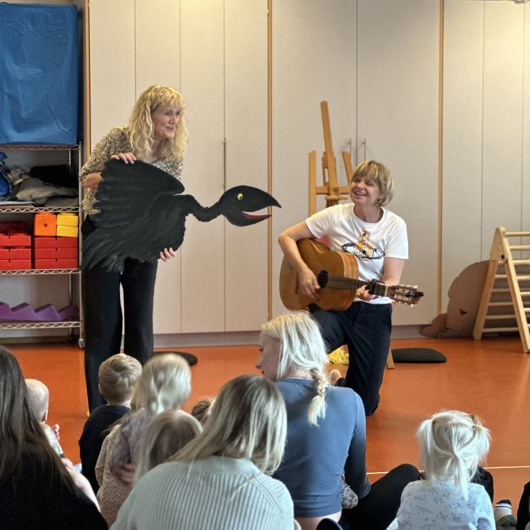Birte og Imma - Skrímslasöngstund á leikskólum Akraneskaupstaðar og Skýjaborg Hvalfjarðarsveit.