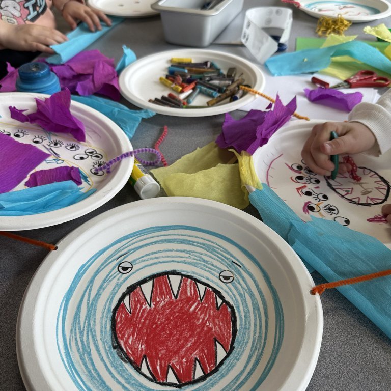 Skrímslaföndur í Þorpinu - Heiða Lind stýrði smiðjunni.
Ljósmyndir Vera Líndal