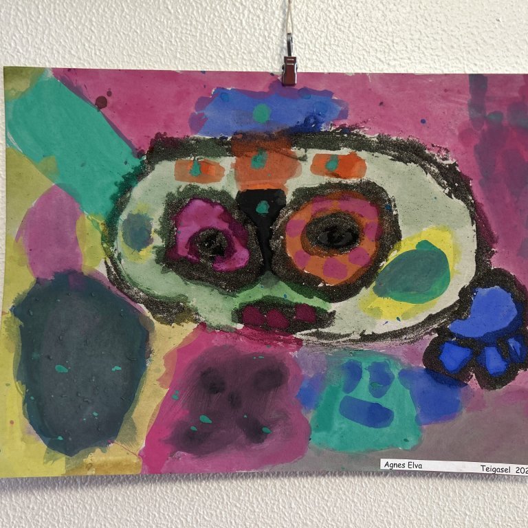 Hér má sjá skrímsli sem börn á elstu deild leikskólans Teigasels sköpuðu.