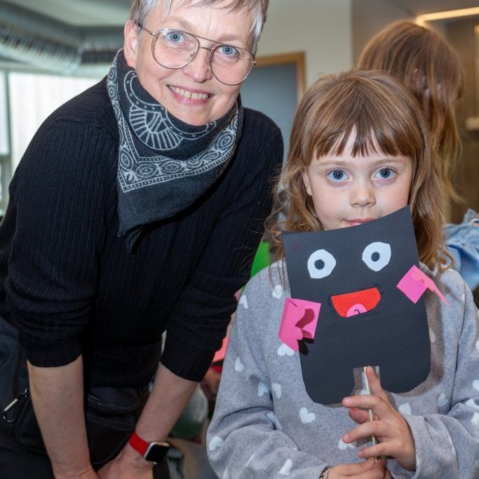 Áslaug Jónsdóttir - Litla skrímsli Stóra skrímsli, heimsókn í Brekkusel.
Ljósmynd: Guðni Hannesson 2024