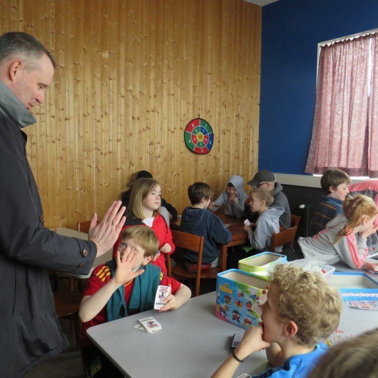 saevar-high-five-perl