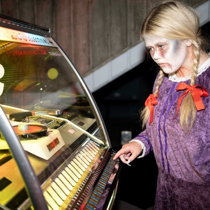 Hrollvekjuhús Byggðasafnsins í Görðum, ungmenni Akraneskaupstaðar í samvinnu við Auði Líndal / Ljósmyndir: Blik Studio