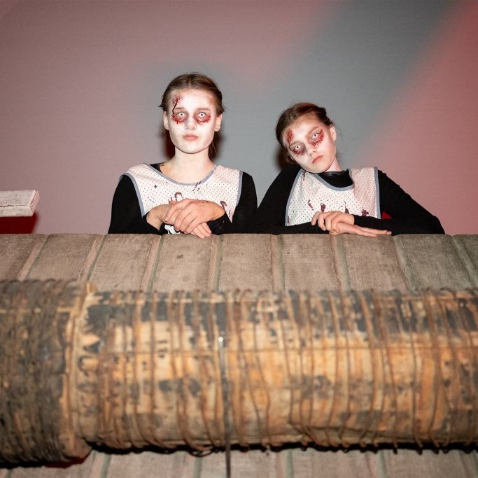 Hrollvekjuhús Byggðasafnsins í Görðum, ungmenni Akraneskaupstaðar í samvinnu við Auði Líndal / Ljósmyndir: Blik Studio