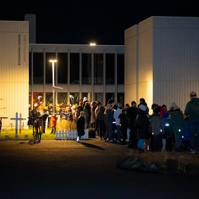 Hrollvekjuhúsið á Byggðasafninu í Görðum. 
Ungmenni Akraneskaupstaðar undir stjórn Auðar Líndal.
Ljósmyndir: Blik studio