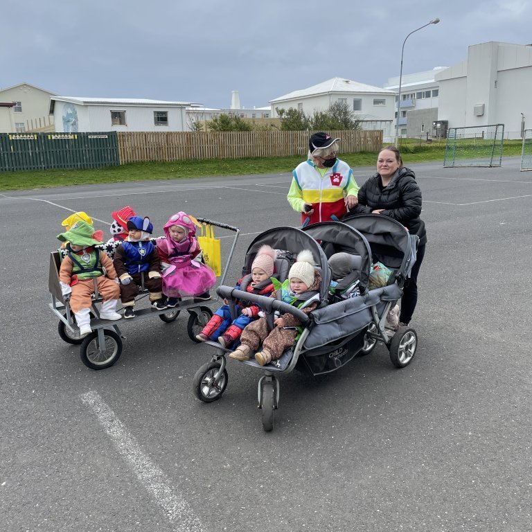 24cb320b-e783-43f7-98c3-d8d6771f477e