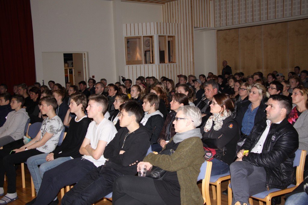 Fyrirlestur Viðars Halldórssonar um hefðir í íþróttum. 