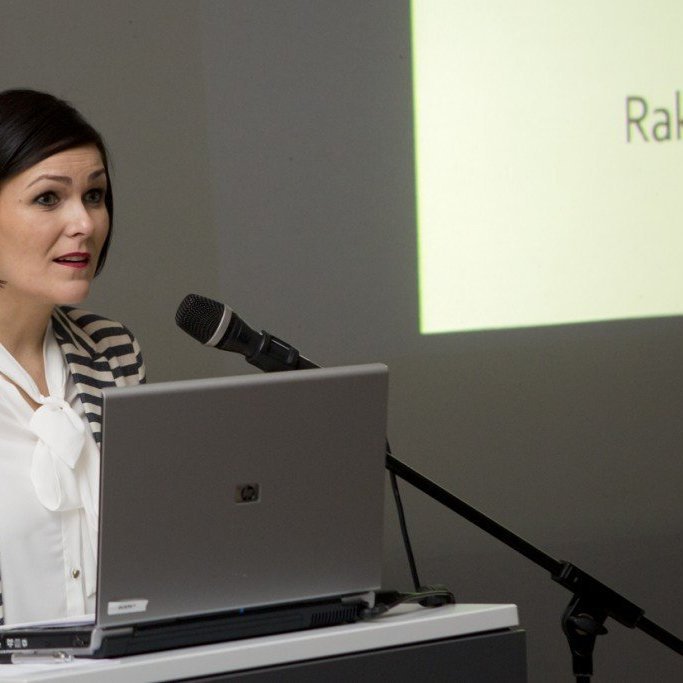 Rakel Óskarsdóttir formaður starfshóps um Sementsreit hélt ávarp um framvindu starfshópsins.