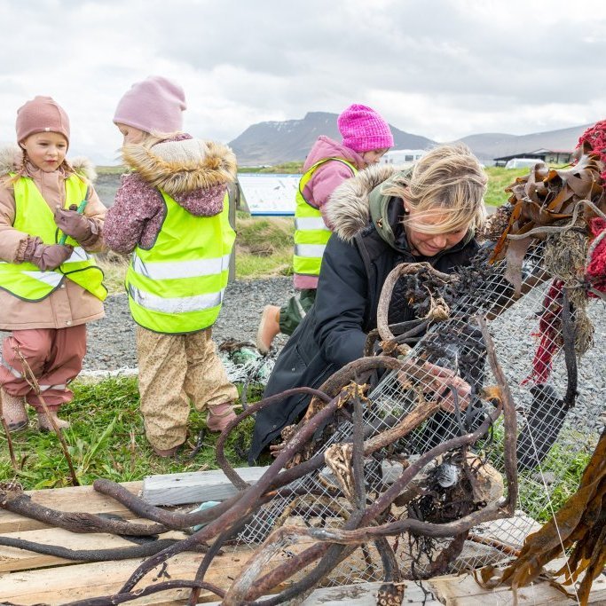 Sæskrímsli í Kalmansvík - Unnið af elstu deild leikskólans Garðaseli (2024)
Ljósmynd: Guðni Hannesson