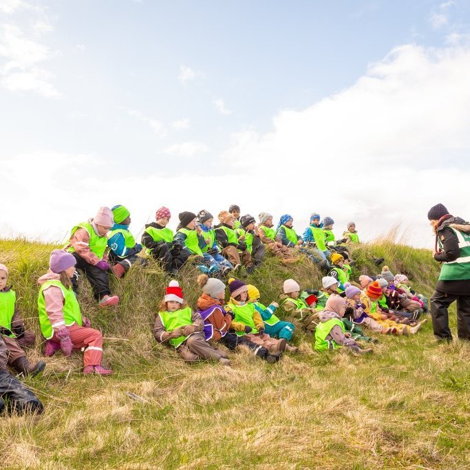 Sæskrímsli á Langasandi við Sólmundarhöfða - Unnið af elstu deild leikskólans Akraseli (2024)
Ljósmynd: Guðni Hannesson