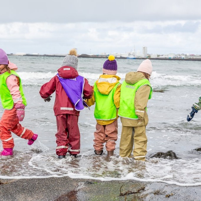Sæskrímsli á Langasandi við Sólmundarhöfða - Unnið af elstu deild leikskólans Akraseli (2024)
Ljósmynd: Guðni Hannesson