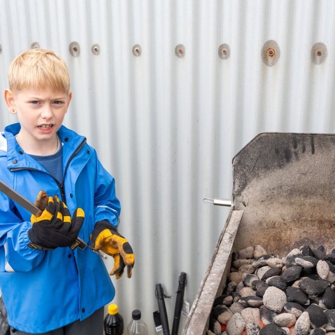 Sæskrímsli í Skarfavör - Unnið af 3.-7. bekk grunnskólanna í samvinnu við Þorpið og Tinnu Royal (2024)
Ljósmynd: Guðni Hannesson
