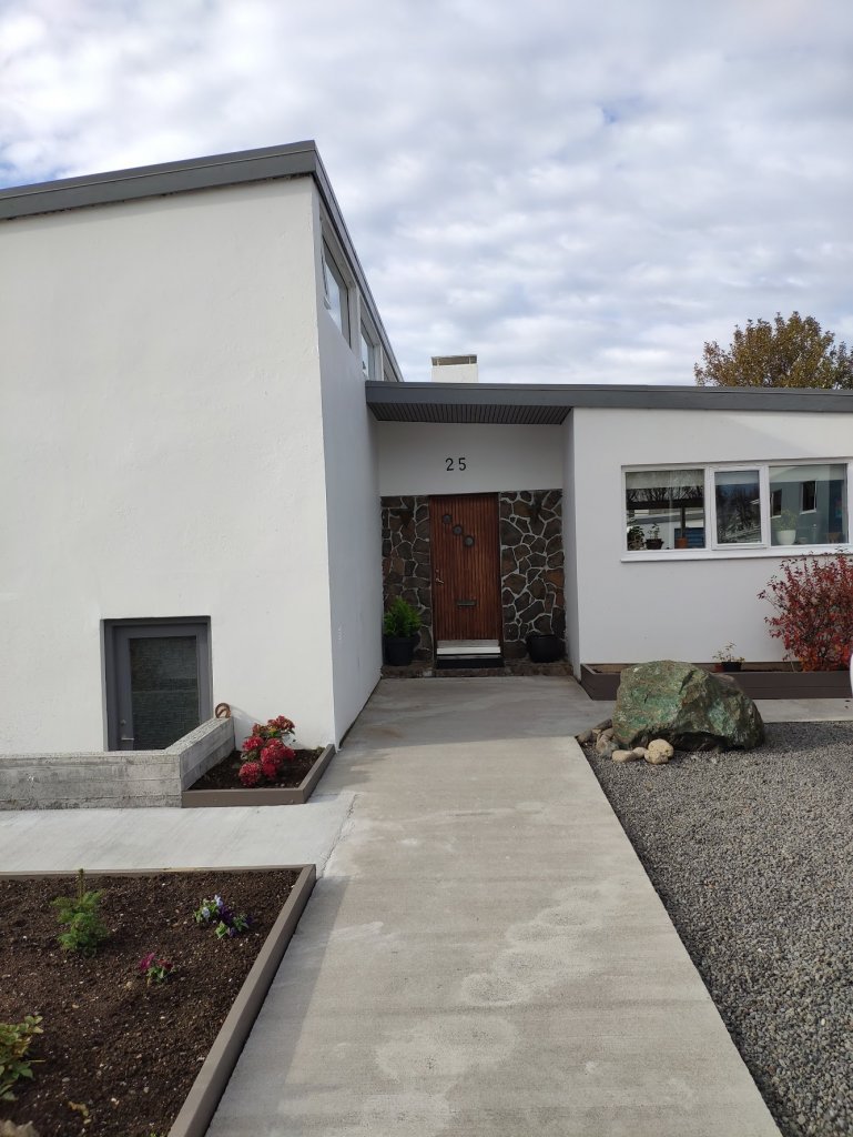 Brekkubraut 25 - einbýlishúsalóð