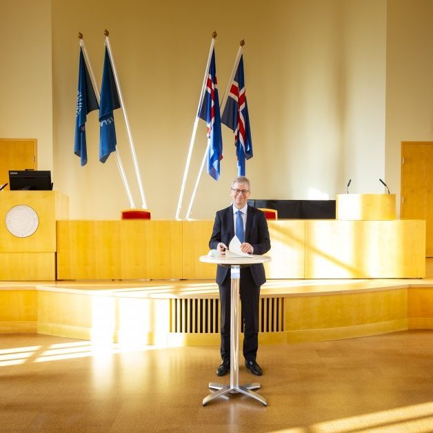 Skapa á aðstöðu til rannsókna, nemendaverkefna og þróunar- og nýsköpunarstarfs fyrir nemendur og starfsfólk Háskóla Íslands á Breiðinni á Akranesi samkvæmt viljayfirlýsingu sem Jón Atli Benediktsson, rektor Háskóla Íslands, Sævar Freyr Þráinsson, bæjarstjóri Akraneskaupstaðar, og Valdís Fjölnisdóttir, framkvæmdastjóri Breiðar Þróunarfélags, undirrituðu í Hátíðasal Háskóla Íslands þann 22. mars 2021 mynd/Kristinn Ingvarsson