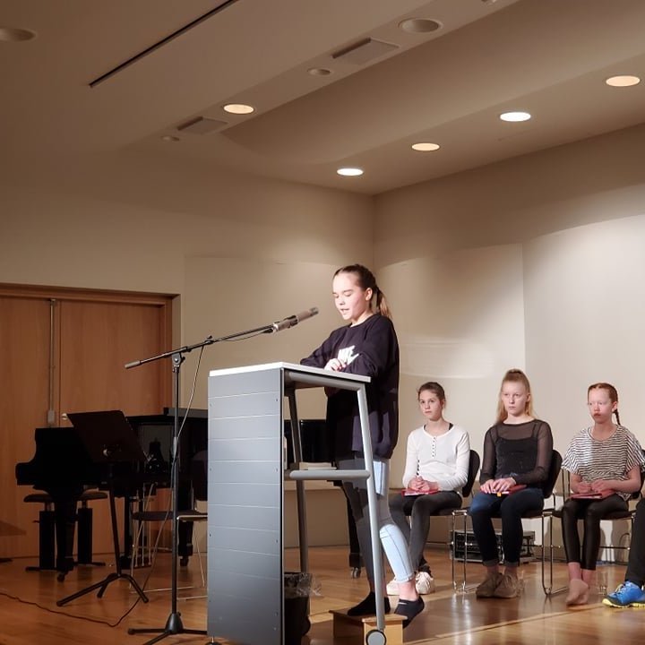 89873457_206855343718211_1046425243586920448_n