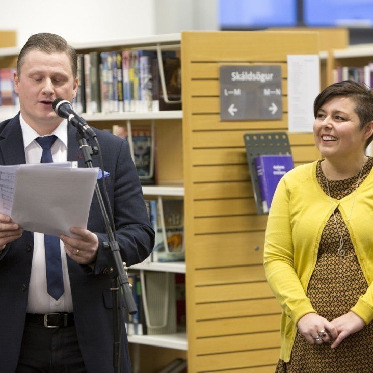 Heiðrún Hámundadóttir og Ingþór Bergmann Þórhallsson formaður menningarmálanefndar.
Ljósmyndarar: Guðni Hannesson og Ágústa Friðriksdóttir.