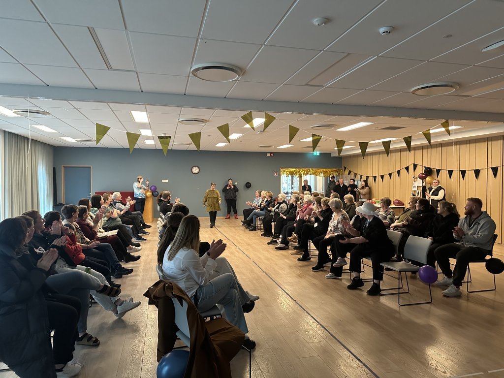 Tískusýning fjöliðjunnar og Búkollu