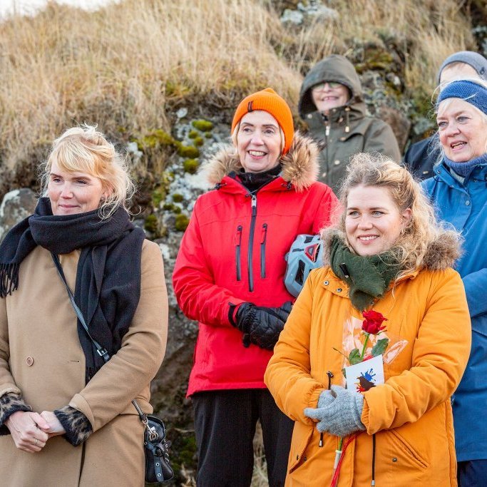 Akraneskaupstaður fjárfesti í nýju útilistaverki, náttúrusætinu Jókubungu - Höfundur verksins er Ása Katrín Bjarnadóttir 
Ljósmyndir: Guðni Hannesson