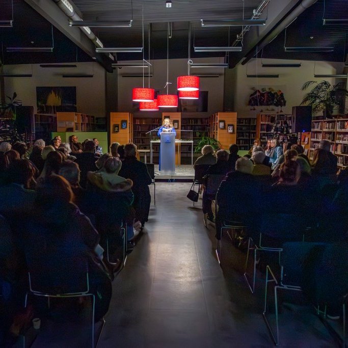 Vökudagar 2025 - Bókmenntakvöld bókasafns Akraness (Ljósmyndir: Guðni Hannesson)