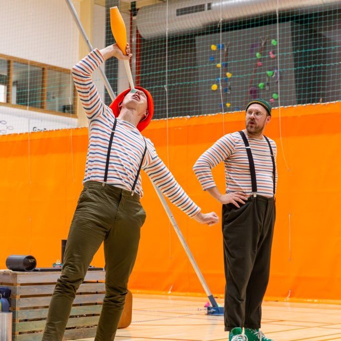 Vökudagar 2025 - Sirkússýning fyrir ungmenni bæjarsins, ,,Sjómenn