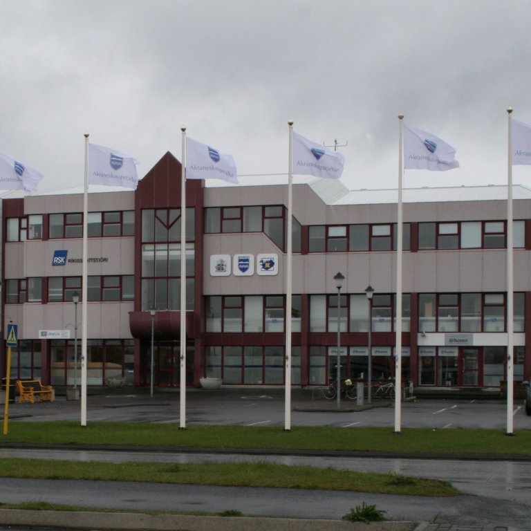 Bæjarstjórnarfundur 19. apríl