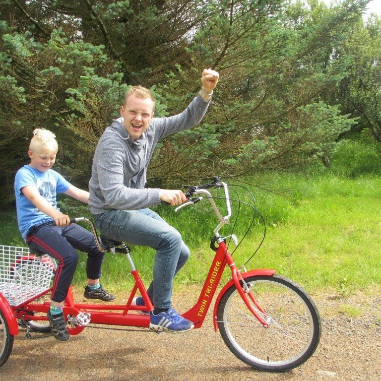 VILTU VERA MEMM? Laus störf í Þorpinu