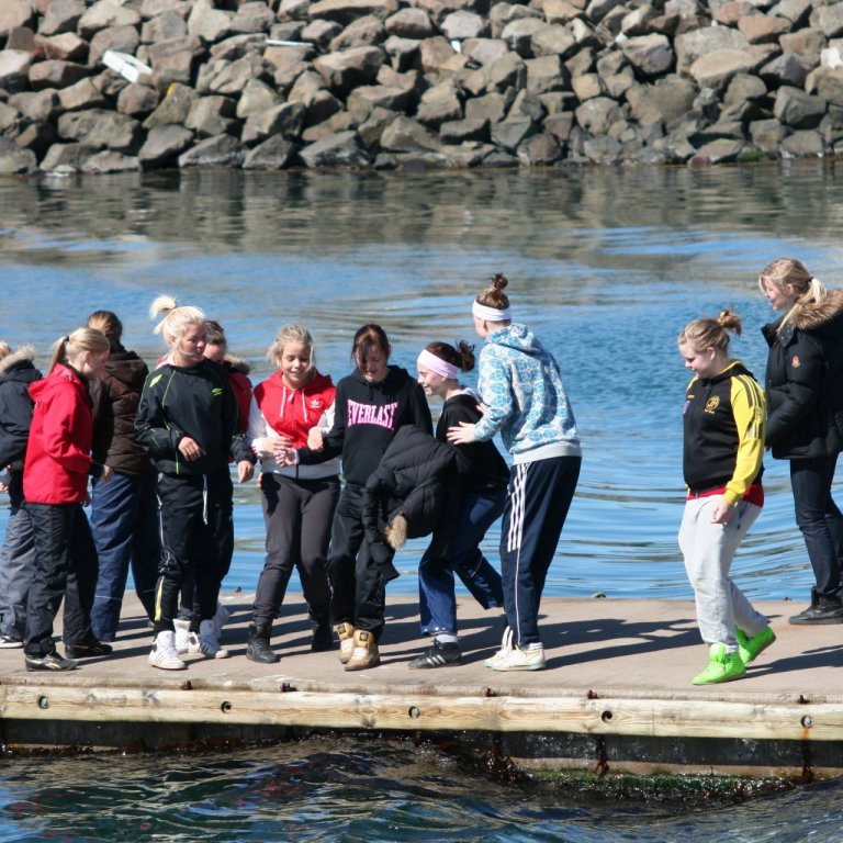 Útivistartími barna og unglinga