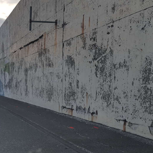 Lokun Faxabrautar vegna niðurrifs við sandþró