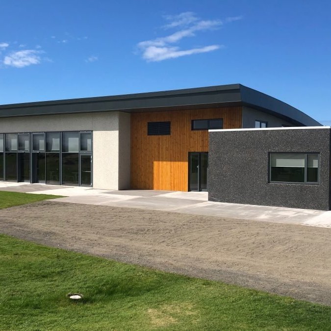 Opnun frístundamiðstöðvar á Garðavelli - fjölskylduhátíð 11. maí