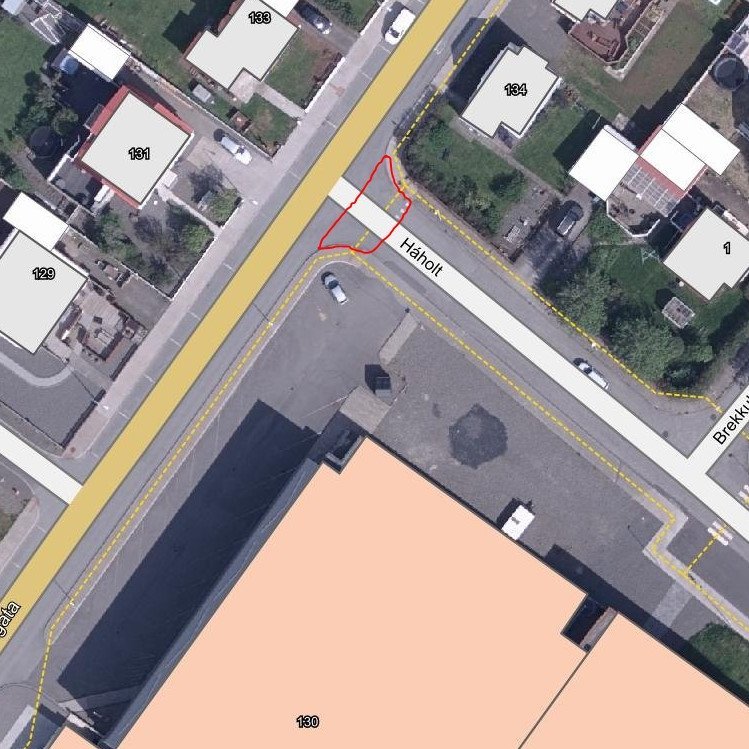 Háholt  Vesturgata - truflun á umferð og strætó