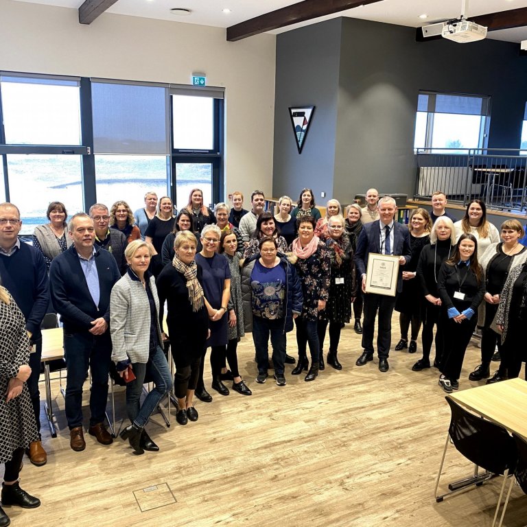 Forstöðumenn Akraneskaupstaðar fögnuðu þessum áfanga á forstöðumannafundi þann 18. mars síðastliðinn…