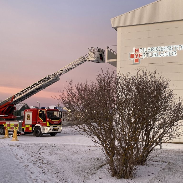 Truflun á umferð um Merkigerði vegna útkallsæfingar