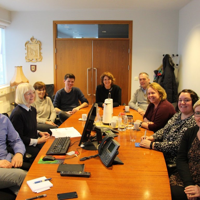 Á myndinni má sjá frá vinstri Steinar D. Adolfsson, Valgerði Janusdóttur, Hrafnhildi Jónsdóttur, Sam…