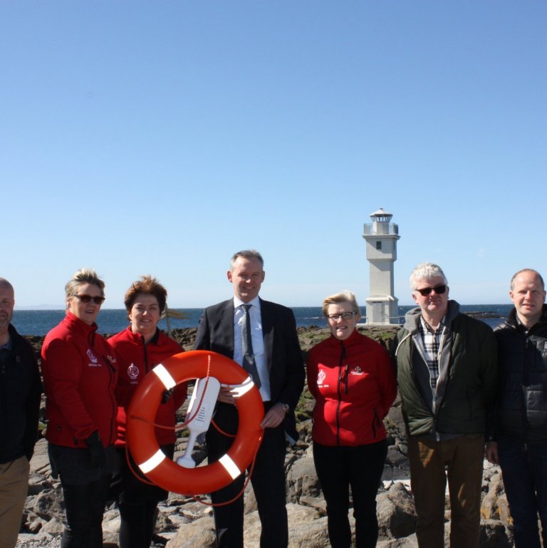 Akraneskaupstaður fær björgunarhringi