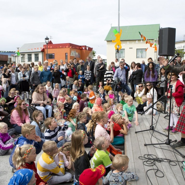 Stemning á Akratorgi.