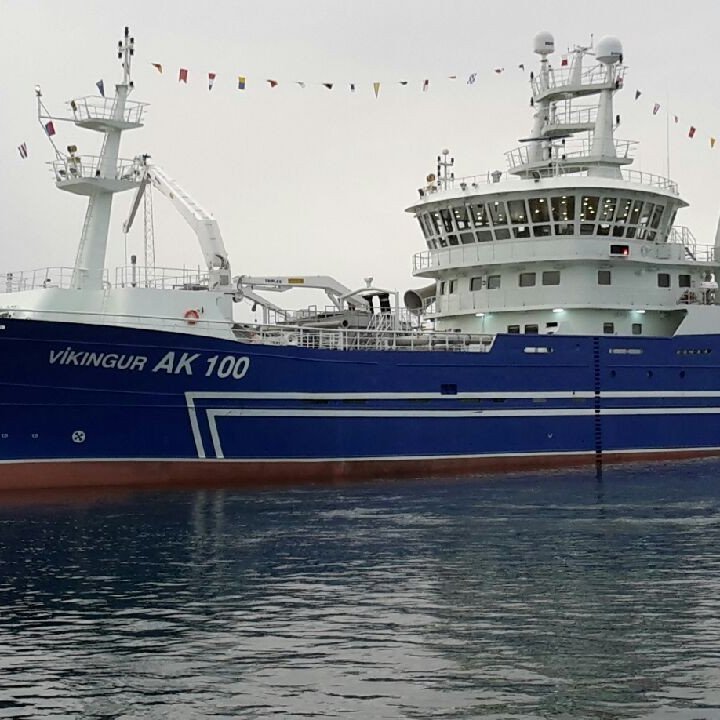 Víkingur lagðist að bryggju á Akranesi síðastliðinn föstudag. Ljósmynd: Ólafur Adolfsson