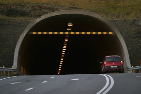 Vinna í Hvalfjarðargöngum 15. - 17. september