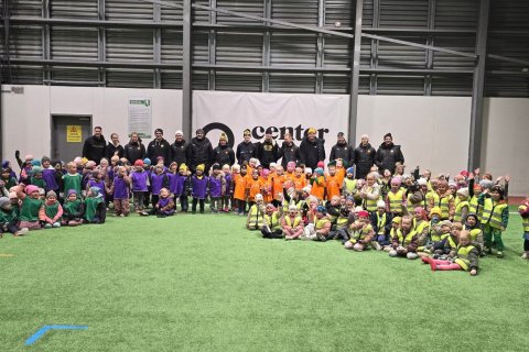 Knattspyrnumenn og -konur framtíðarinnar. Mynd: KFÍA.