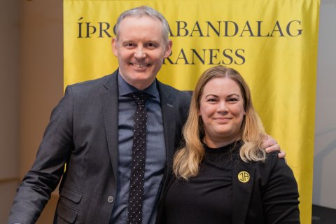 Hækkun styrkja Akraneskaupstaðar - undirritun samnings við ÍA