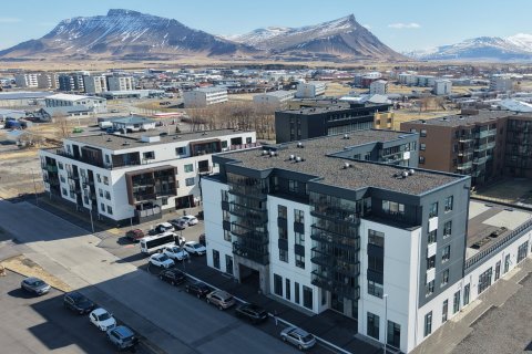 Bæjarskrifstofan lokuð eftir hádegi á fimmtudag