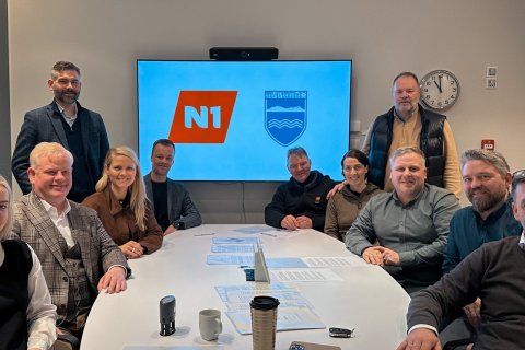 Frá vinstri: Líf Lárusdóttir, Haraldur Benediktsson, Ásta Fjelsted, Óðinn Árnason, Reynir Leósson, Eyþór Örlygsson, Sigurður Páll, Þórdís Bachmann, Ragnar Sæmundsson, Valgarður Lyngdal, Steinar Adolfsson.