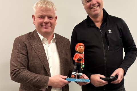 Haraldur Benediktsson bæjarstjóri og Ásgeir Örn Kristinsson frá Björgunarfélagi Akraness. 