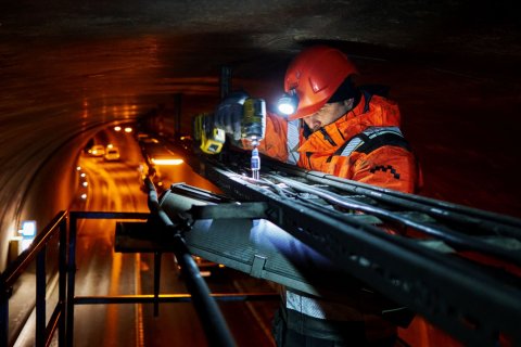 Endurnýjun lýsingar í Hvalfjarðargöngum - nauðsynleg framkvæmd til að tryggja öryggi
