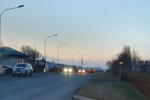 Götuljósin kveikt í kvöld