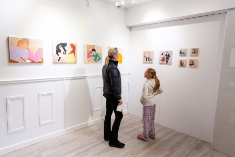 Af sýningu Herdísar Örna Hallgrímsdóttur í Dótarí Vökudögum 2024 / Ljósmynd Guðni Hannesson